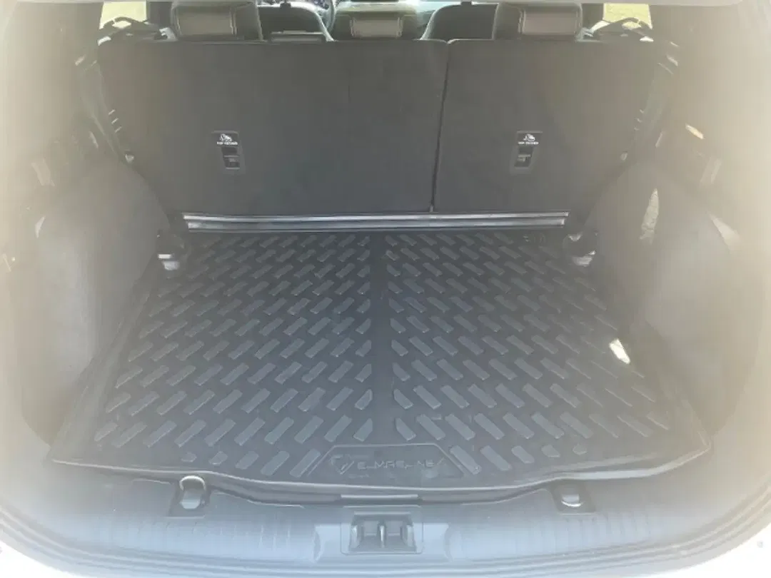Ford Kuga - Thumbnail 12