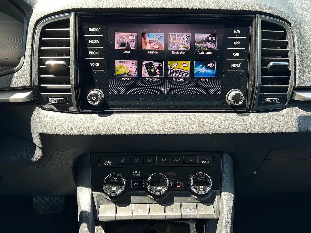 Skoda Karoq - Thumbnail 10