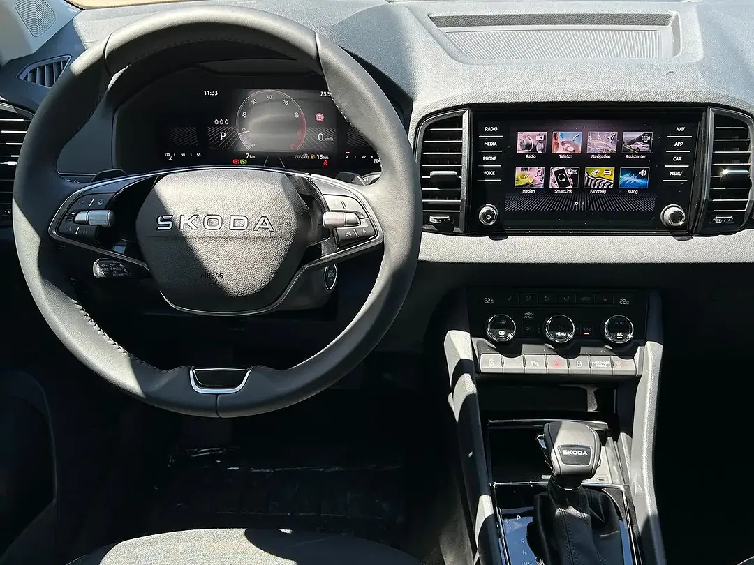 Skoda Karoq - Thumbnail 8