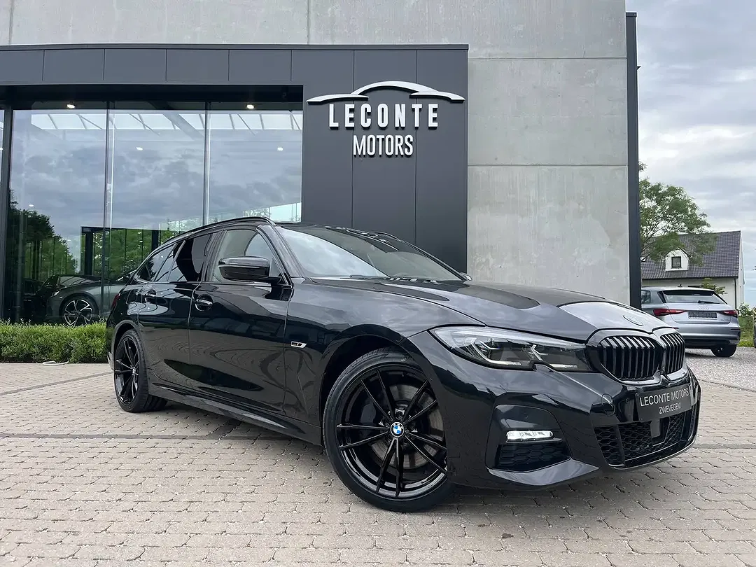 BMW 330 - Thumbnail 1
