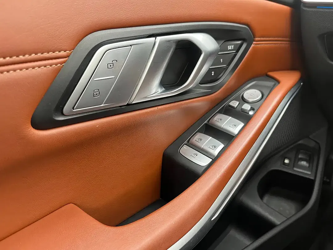 BMW 330 - Thumbnail 18