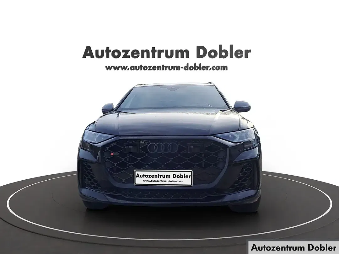 Audi RS Q8 - Thumbnail 2