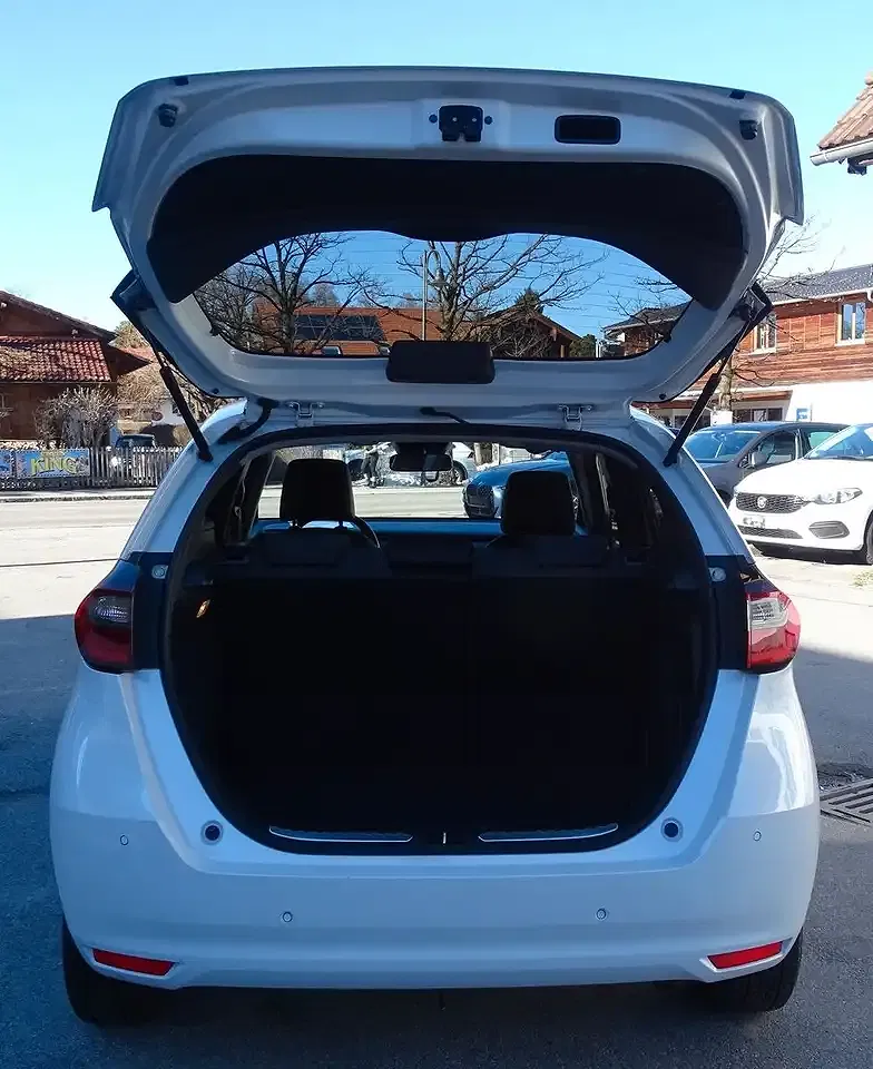 Honda Jazz - Thumbnail 11