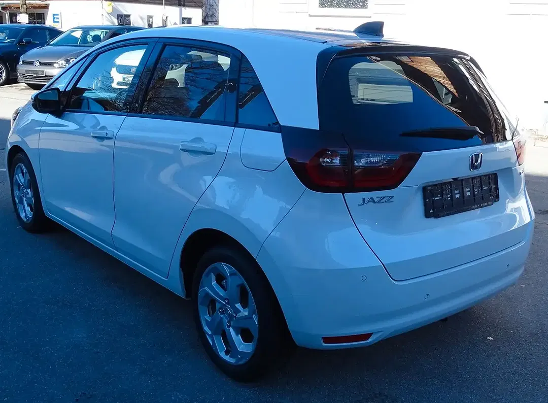 Honda Jazz - Thumbnail 4
