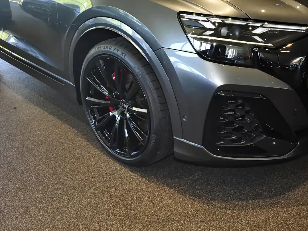 Audi Q8 - Thumbnail 4