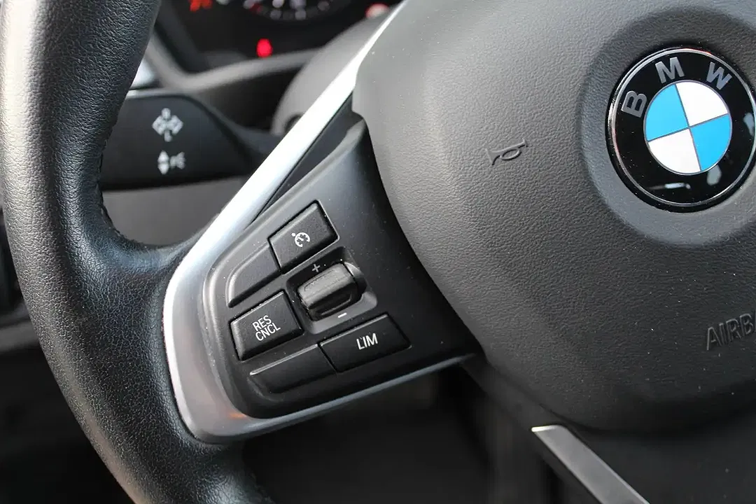 BMW X1 - Thumbnail 15