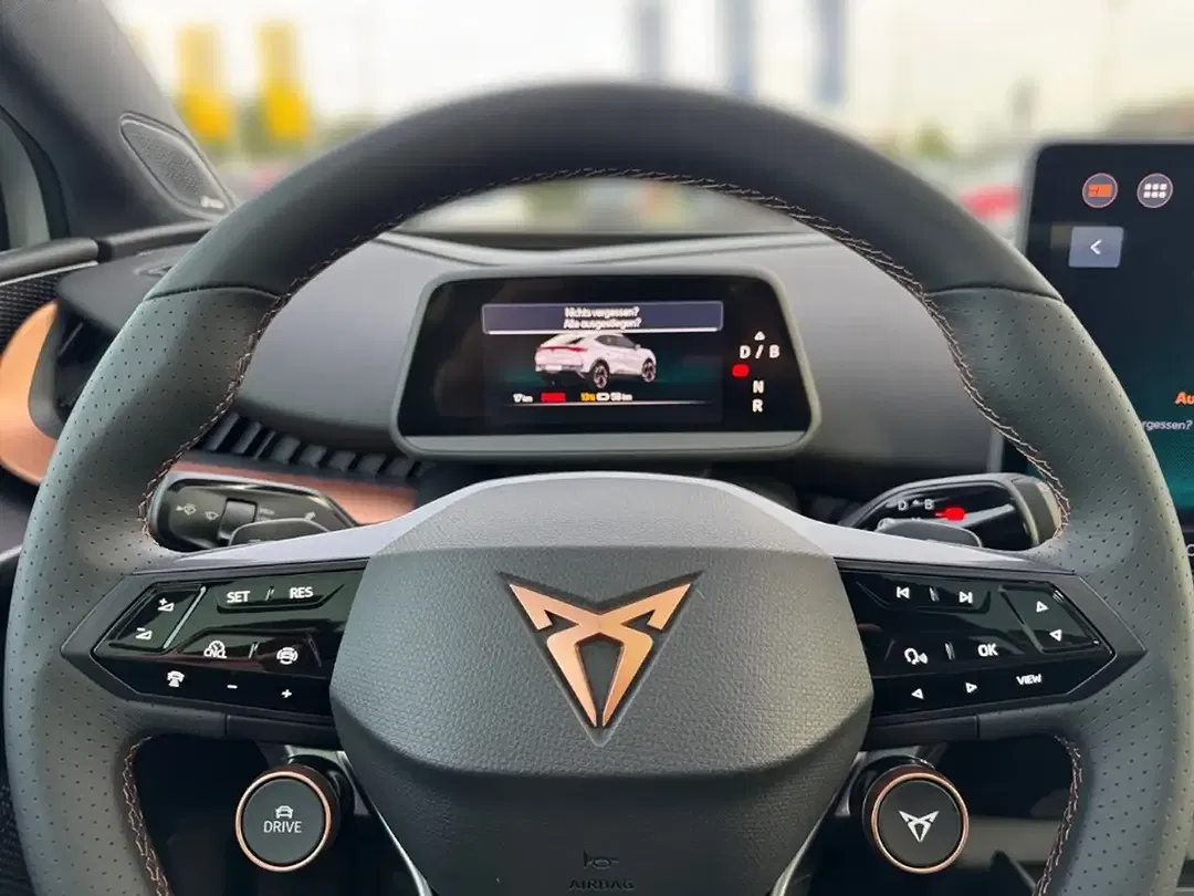 CUPRA Tavascan - Thumbnail 14