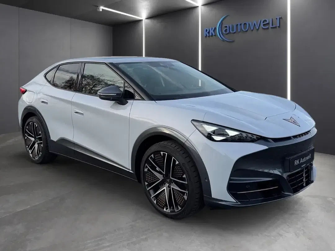 CUPRA Tavascan - Thumbnail 2