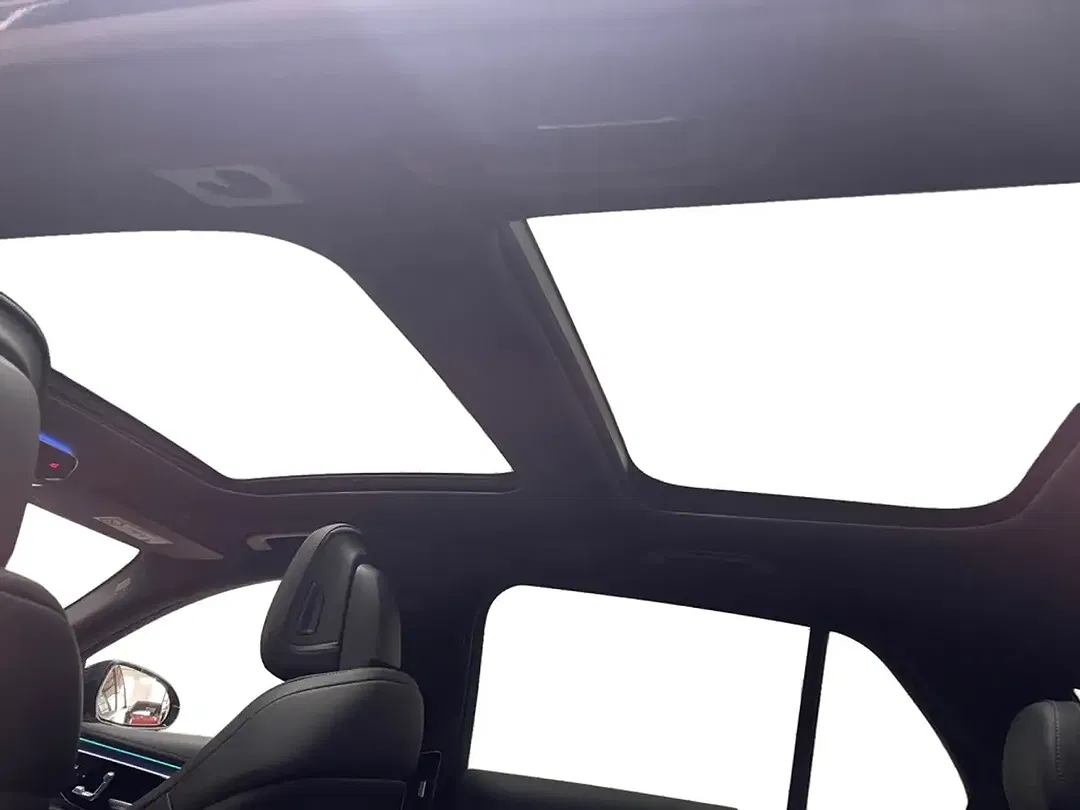 Mercedes-Benz E 300 - Thumbnail 13