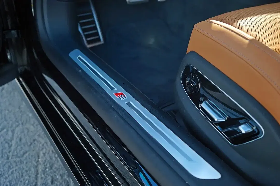 Audi S8 - Thumbnail 10