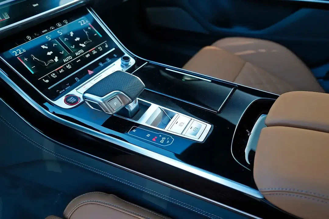 Audi S8 - Thumbnail 12