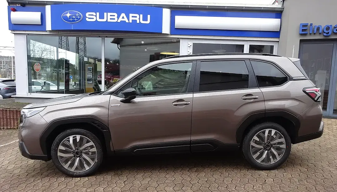 Subaru Forester - Thumbnail 4