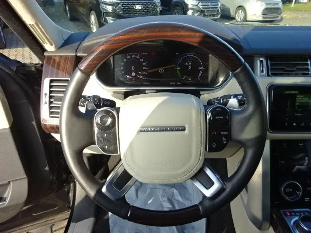 Land Rover Range Rover - Thumbnail 14