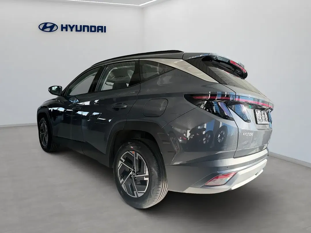Hyundai TUCSON - Thumbnail 4