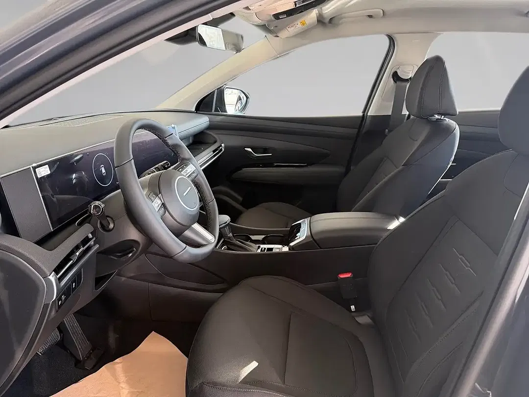 Hyundai TUCSON - Thumbnail 7