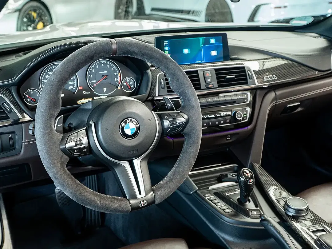 BMW M4 - Thumbnail 15