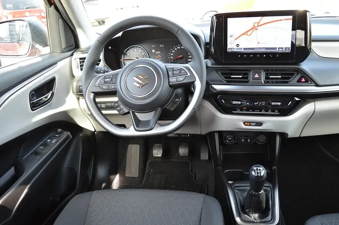 Suzuki Swift - Thumbnail 10