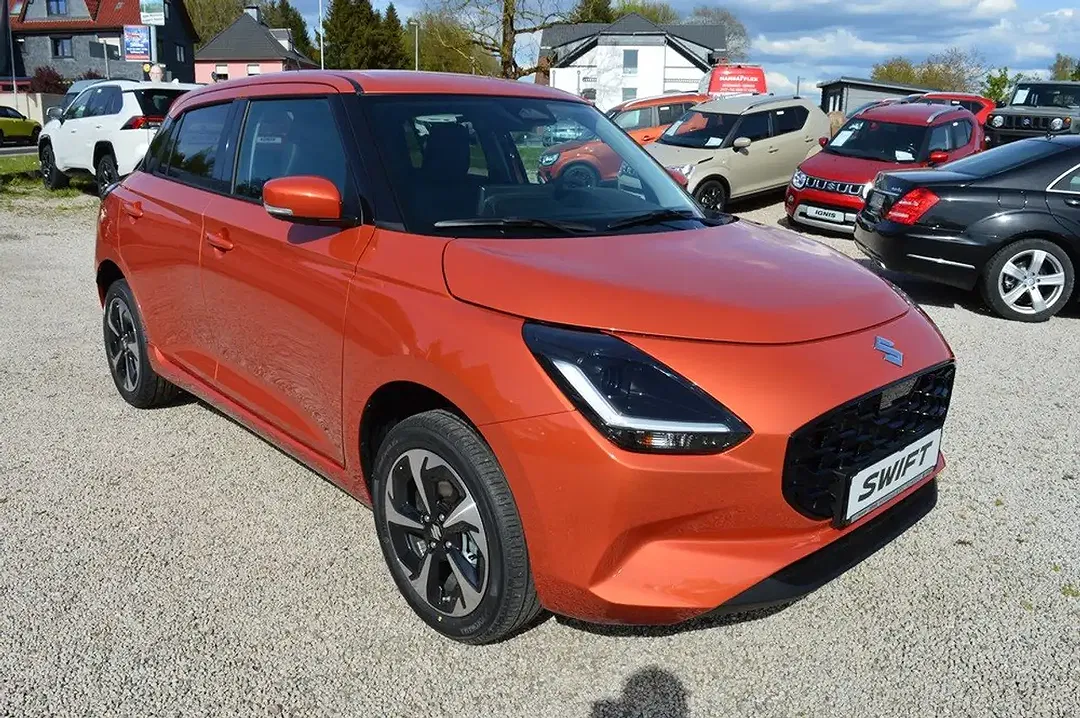 Suzuki Swift - Thumbnail 4