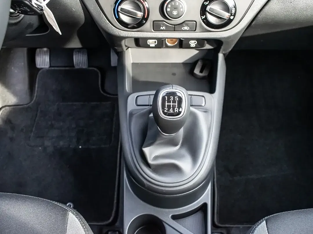 Hyundai i10 - Thumbnail 10
