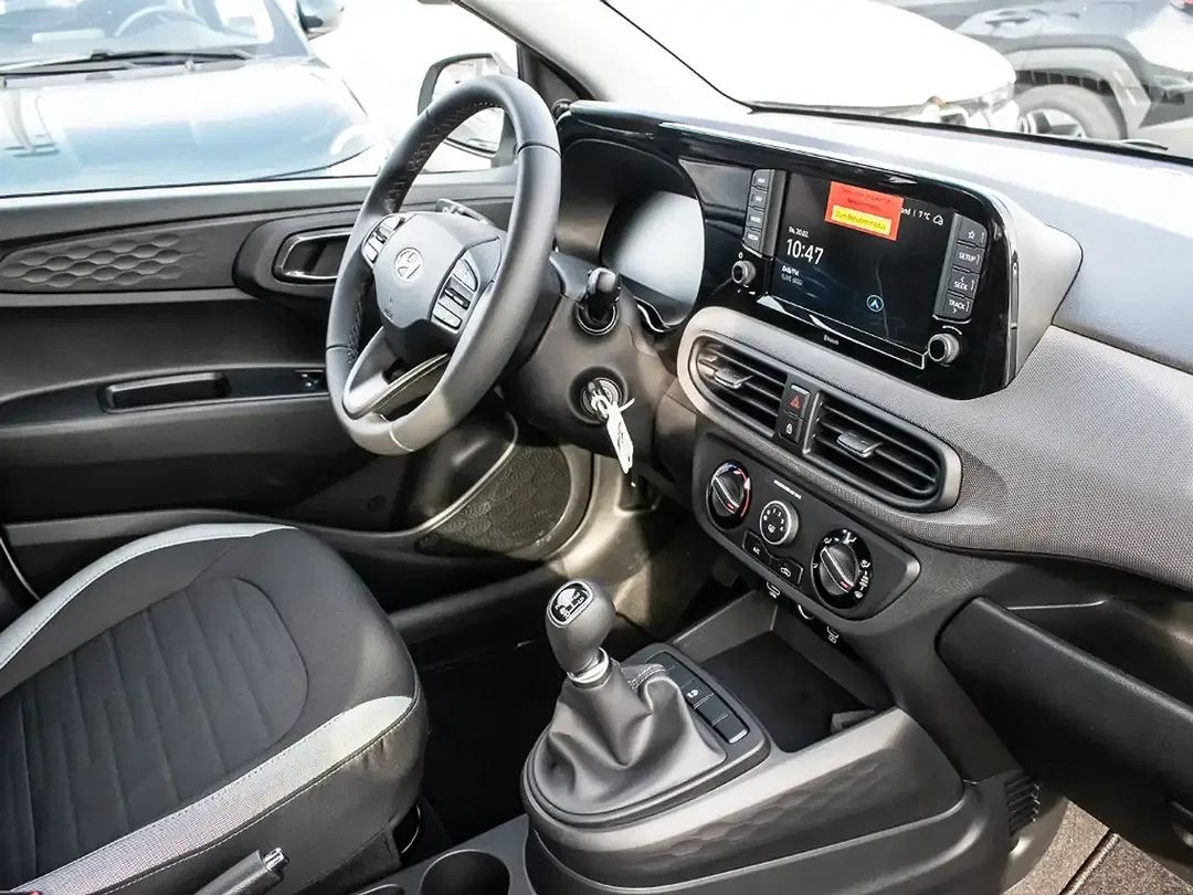 Hyundai i10 - Thumbnail 3