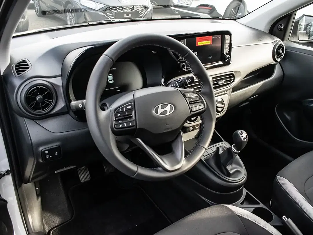 Hyundai i10 - Thumbnail 4