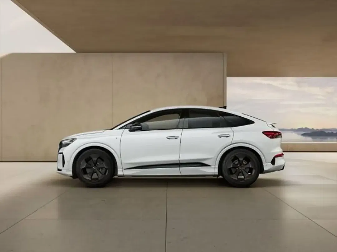 Audi Q4 e-tron - Thumbnail 5