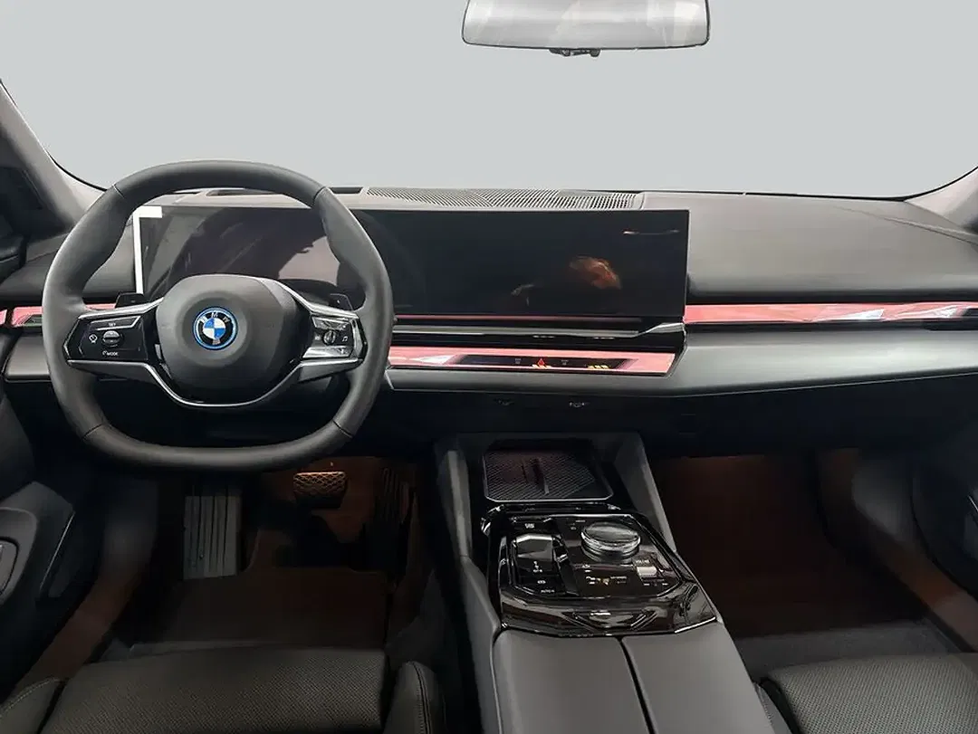 BMW 530 - Thumbnail 14