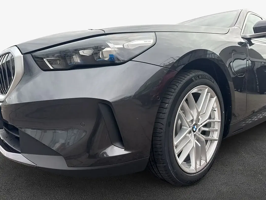 BMW 530 - Thumbnail 6