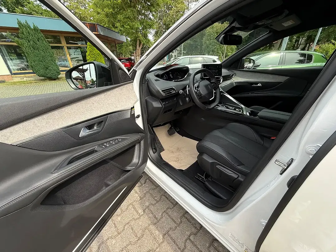 Peugeot 5008 - Thumbnail 10
