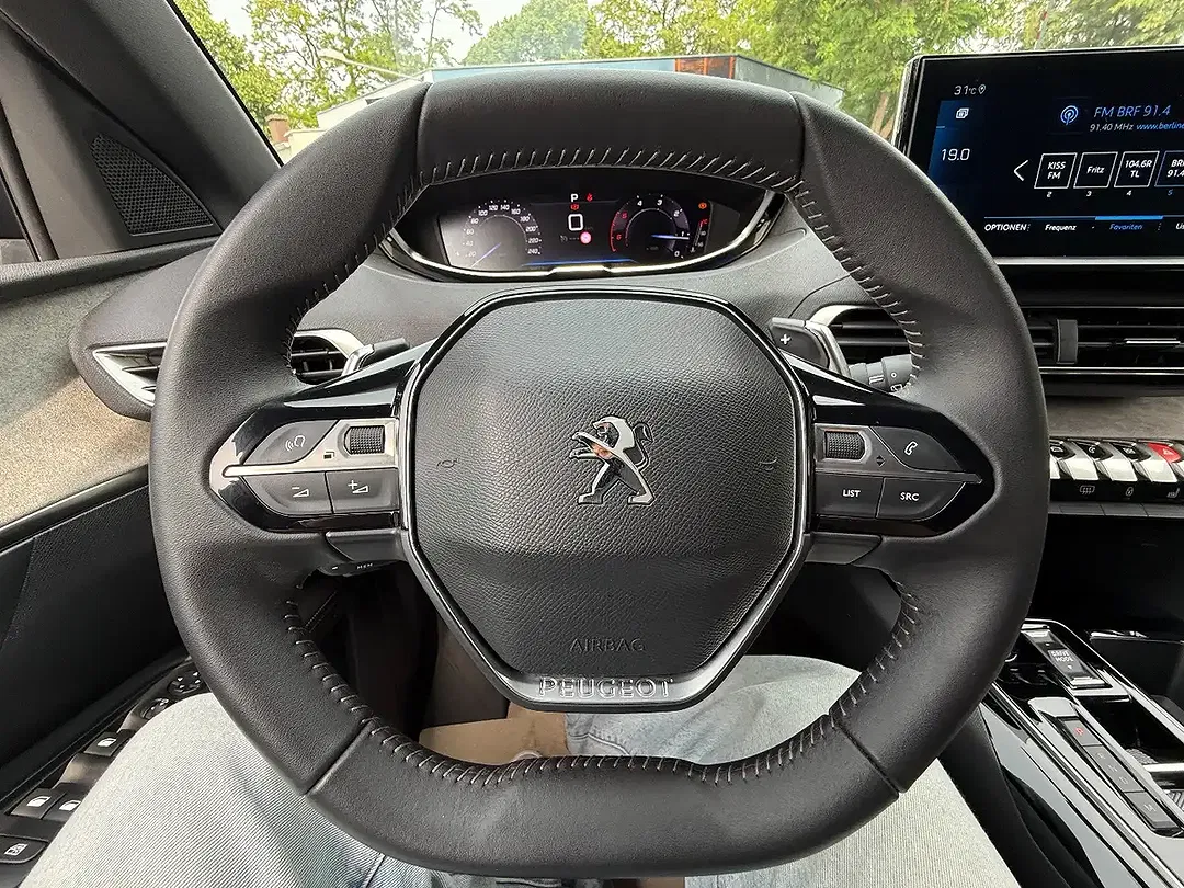 Peugeot 5008 - Thumbnail 11
