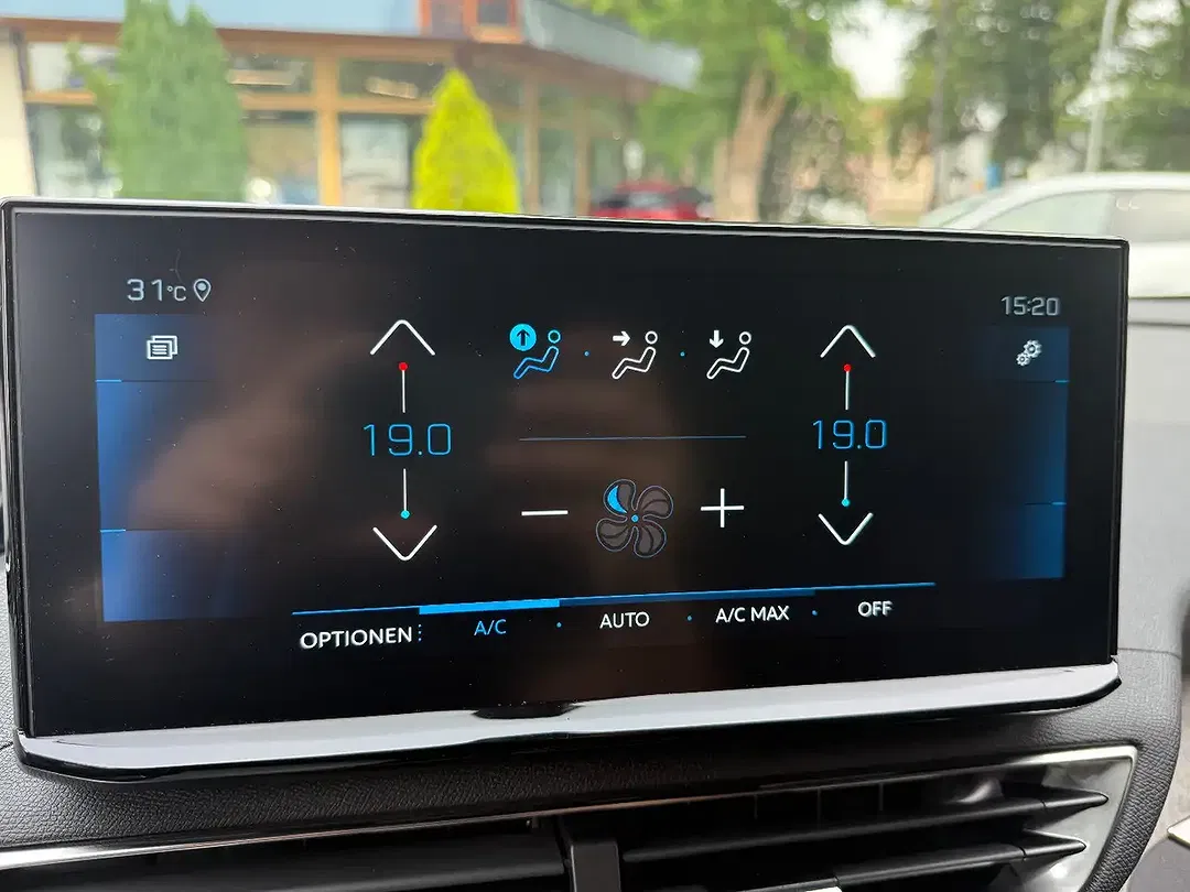 Peugeot 5008 - Thumbnail 13