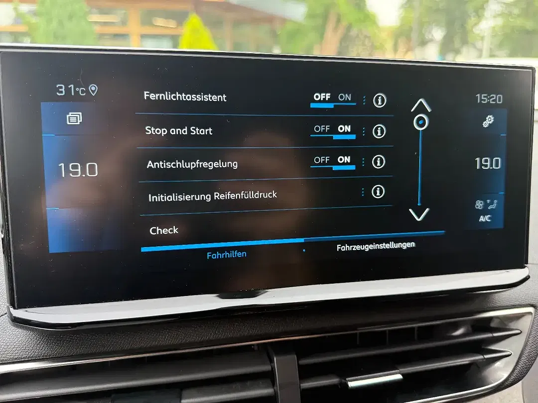 Peugeot 5008 - Thumbnail 15
