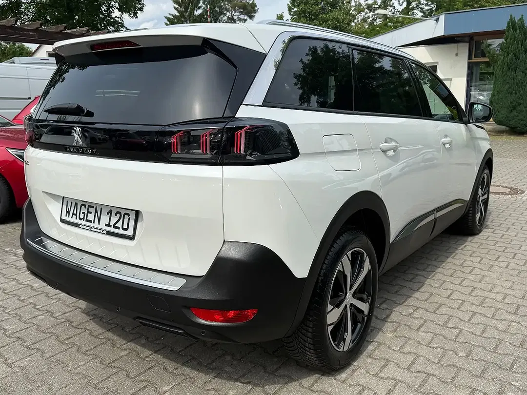 Peugeot 5008 - Thumbnail 5