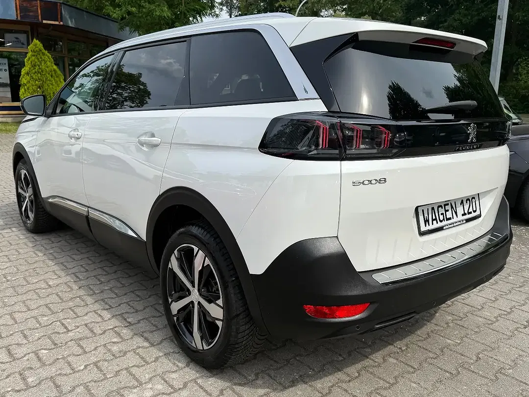 Peugeot 5008 - Thumbnail 8