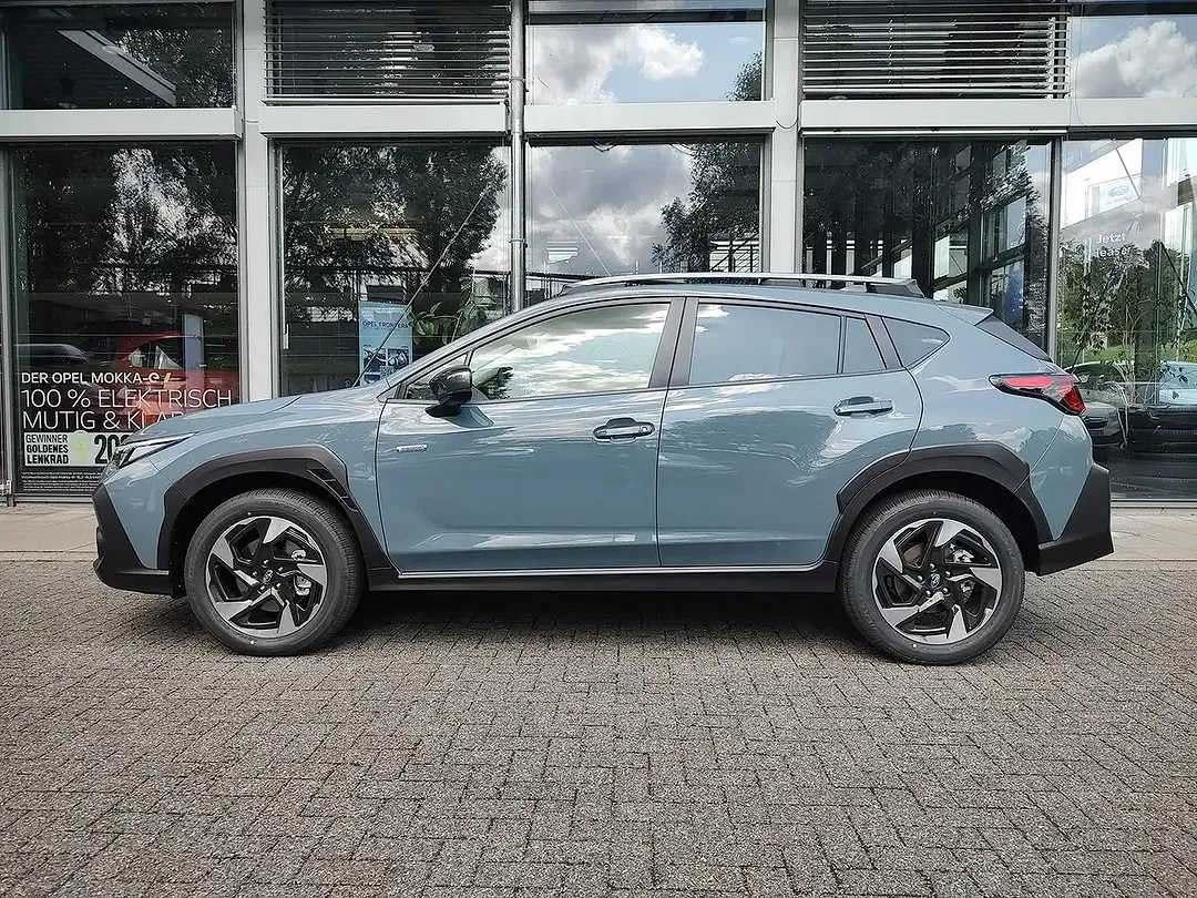 Subaru Crosstrek - Thumbnail 6