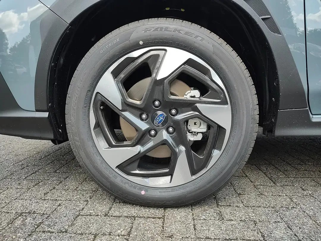 Subaru Crosstrek - Thumbnail 8