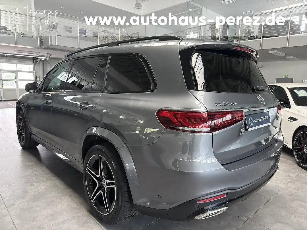 Mercedes-Benz GLS 580 - Thumbnail 3