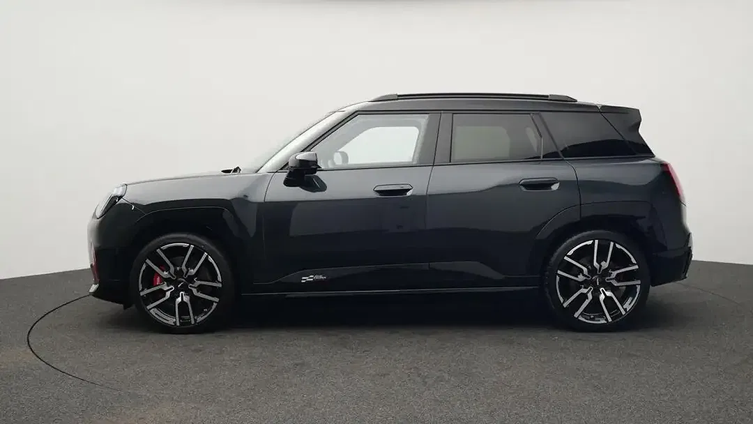 MINI John Cooper Works - Thumbnail 2