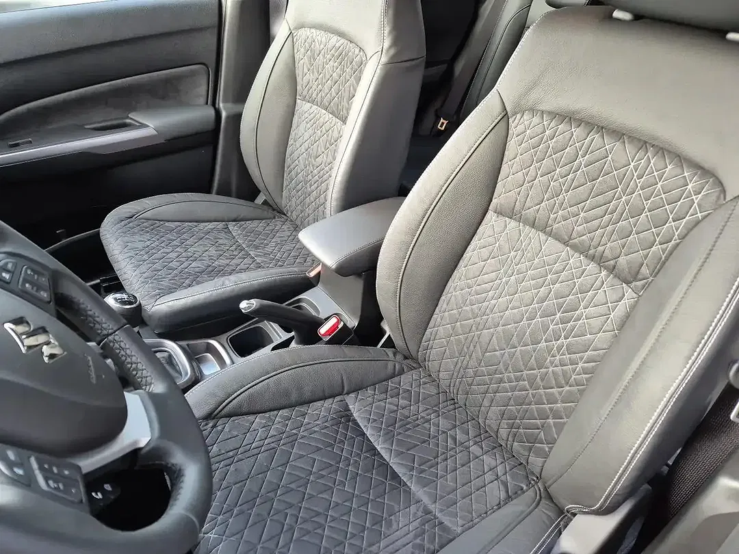 Suzuki Vitara - Thumbnail 15