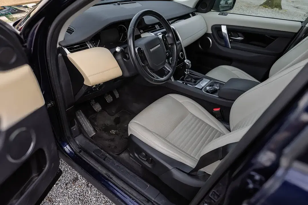 Land Rover Discovery Sport - Thumbnail 11