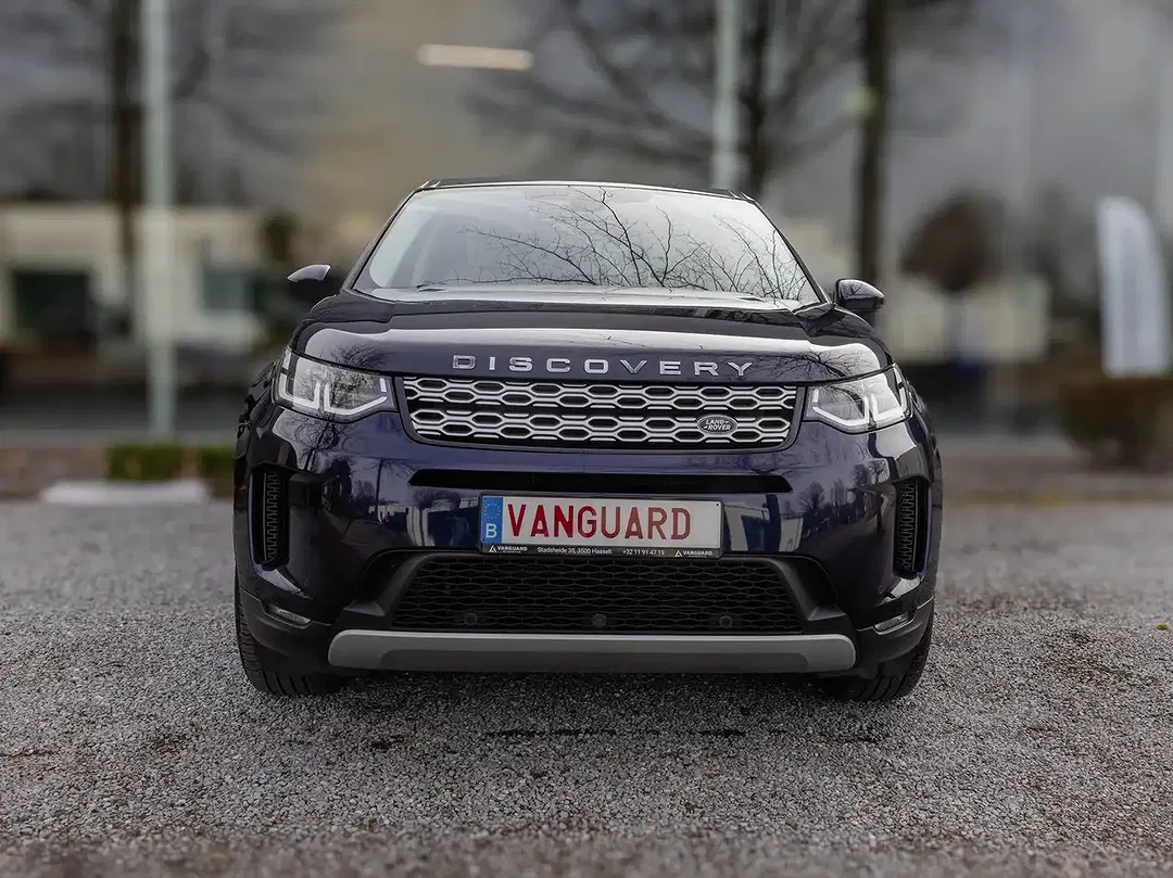 Land Rover Discovery Sport - Thumbnail 2