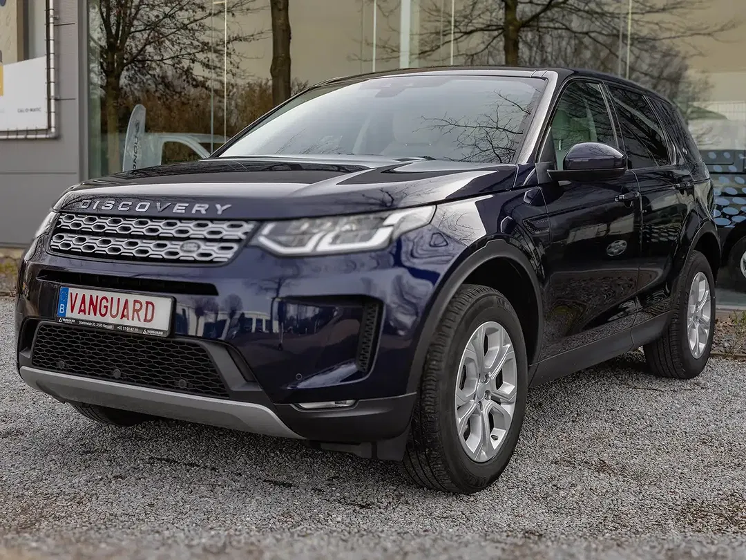 Land Rover Discovery Sport - Thumbnail 3