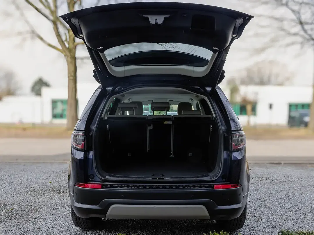 Land Rover Discovery Sport - Thumbnail 9