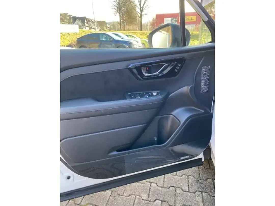 Subaru Forester - Thumbnail 11