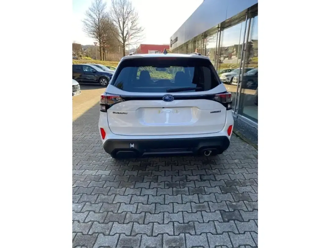 Subaru Forester - Thumbnail 5