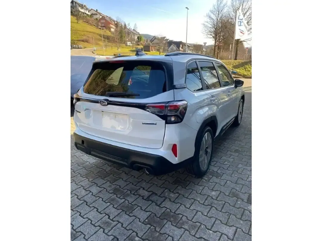 Subaru Forester - Thumbnail 6