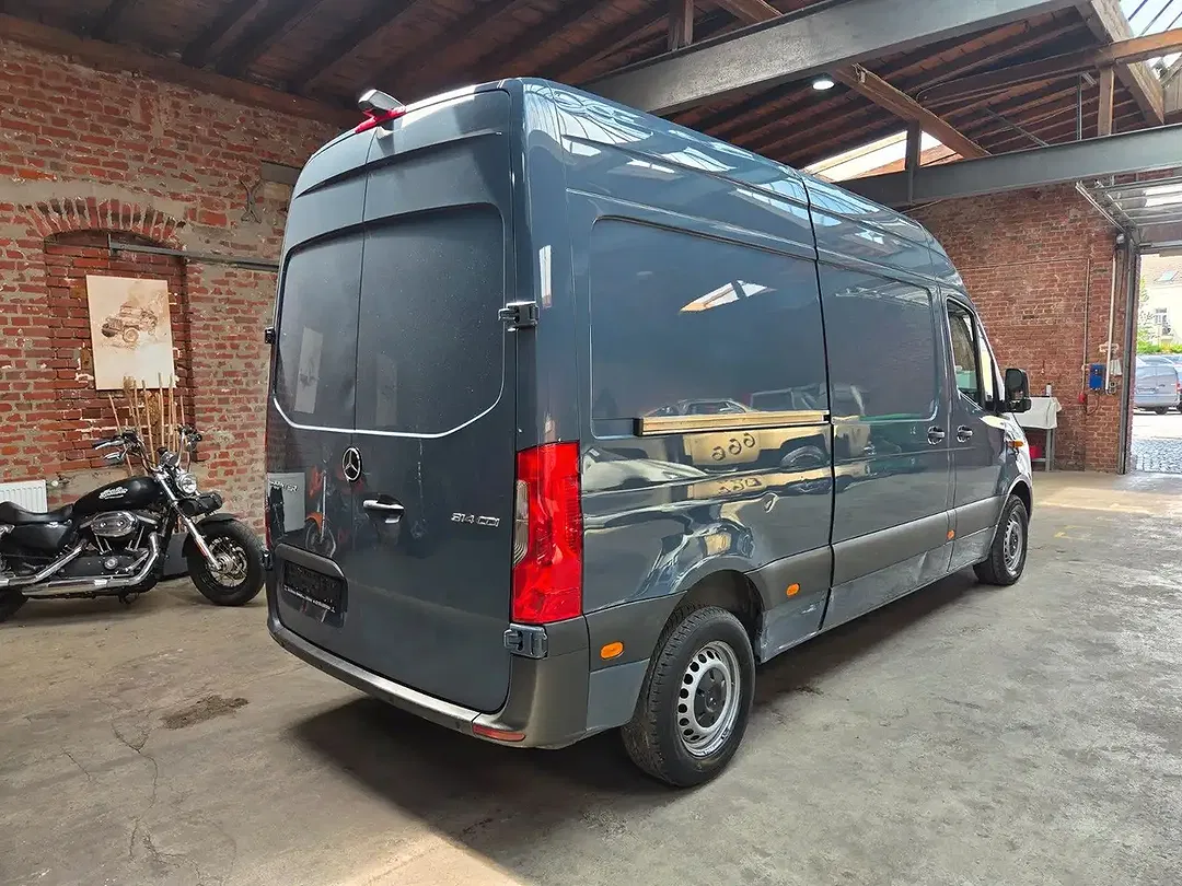 Mercedes-Benz Sprinter - Thumbnail 5