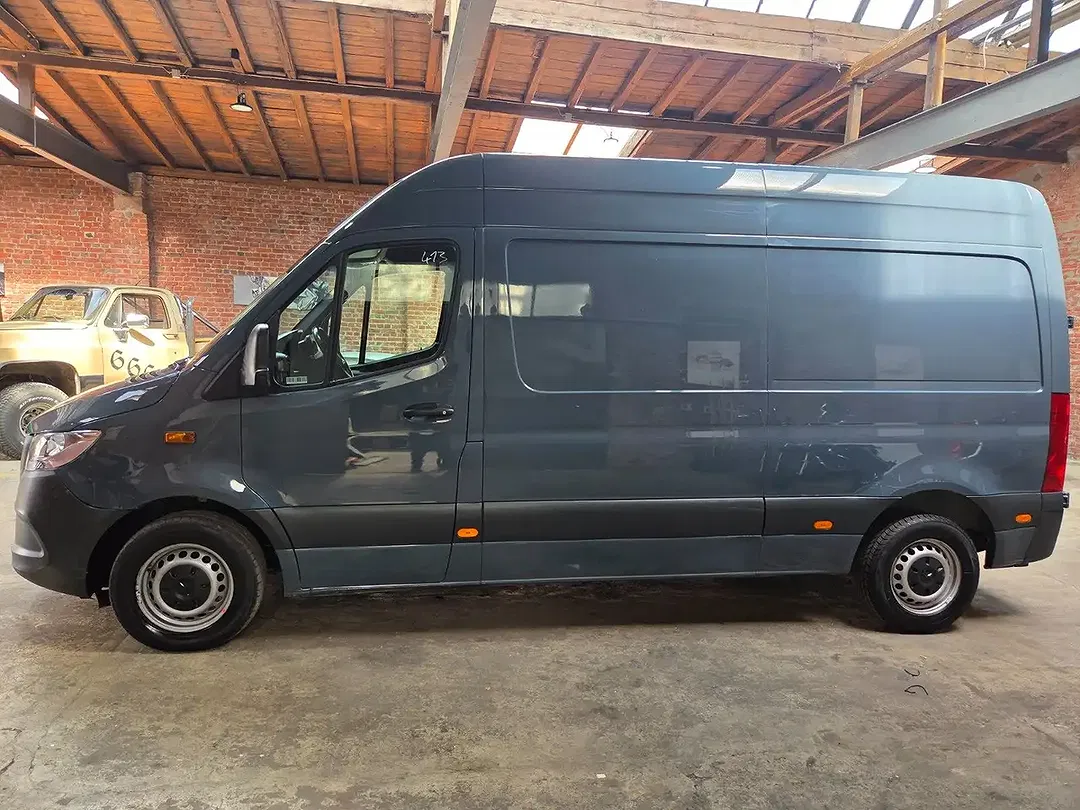 Mercedes-Benz Sprinter - Thumbnail 8