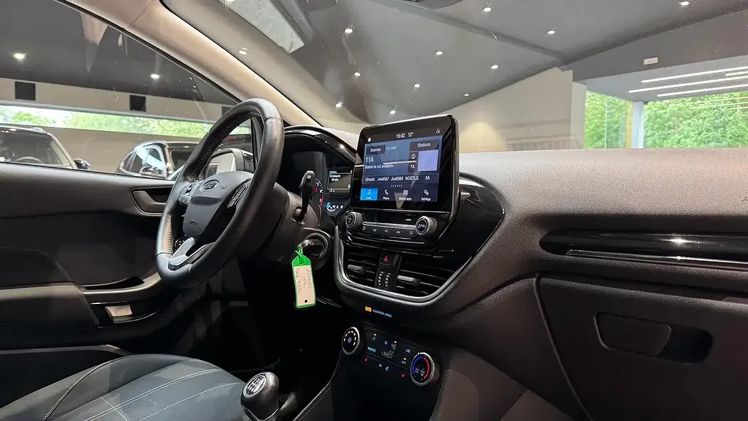 Ford Fiesta - Thumbnail 14