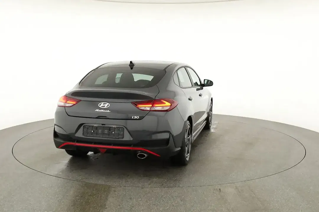 Hyundai i30 - Thumbnail 15